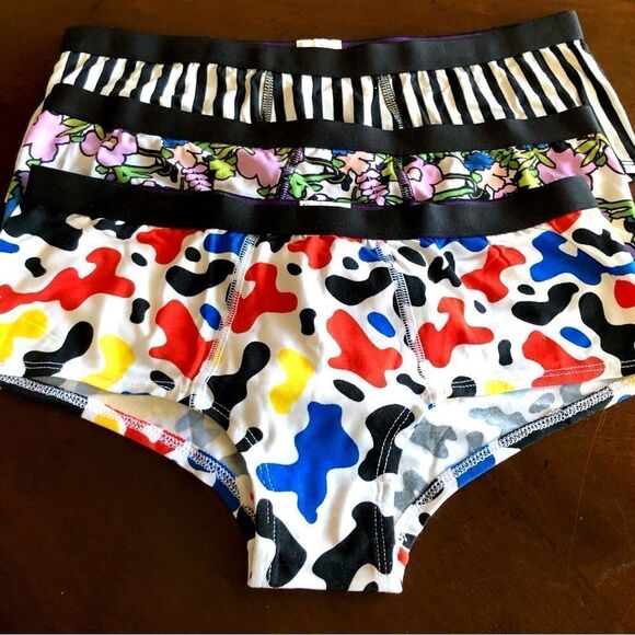 ME UNDIES - BRAND NEW - L Sz Small - 3-Pack Cheeky Brief Undies/Super Soft! - Picture 2 of 12